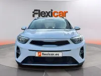 Usado Kia Stonic 84 CV (61 kW) 2022 Blanco SUV
