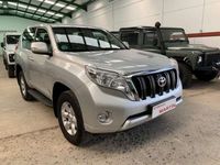 Usado Toyota Land Cruiser 177 CV (130 kW) 2016 Plata SUV