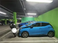 Usado Toyota Aygo X-wave 69 CV (50 kW) 2018 Azul Utilitario