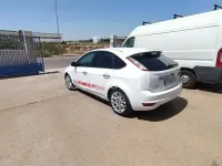 Usado Ford Focus Titanium 109 CV (80 kW) 2010 Blanco Berlina