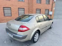 Usado Renault Mégane II Expression 105 CV (77 kW) 2006 Beige Berlina