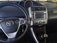 Usado Toyota Verso Active 126 CV (92 kW) 2012 Blanco Monovolumen