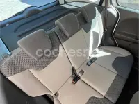 Usado Ford Tourneo Courier Ambiente 75 CV (55 kW) 2016 Blanco Monovolumen