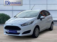 Usado Ford Fiesta Trend 95 CV (69 kW) 2017 Blanco Berlina