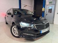Usado Skoda Superb Ambition 150 CV (110 kW) 2022 Negro Berlina