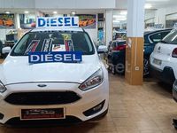 Usado Ford Focus Trend 95 CV (69 kW) 2015 Blanco Berlina