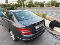 Usado Mercedes C200 Elegance 136 CV (100 kW) 2011 Gris / plata Berlina