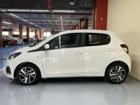 Usado Peugeot 108 Allure 72 CV (52 kW) 2019 Blanco Utilitario