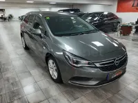 Usado Opel Astra Business 110 CV (80 kW) 2017 Beige Familiar