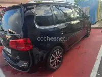 Usado VW Touran Edition 105 CV (77 kW) 2014 Negro Monovolumen
