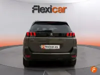 Usado Peugeot 5008 Allure 130 CV (95 kW) 2023 Gris SUV