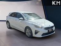 Usado Kia Ceed 120 CV (88 kW) 2021 Blanco Utilitario