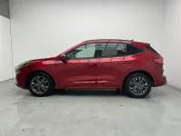 Usado Ford Kuga ST-Line 120 CV (88 kW) 2022 Rojo SUV