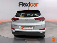 Usado Hyundai Tucson 132 CV (97 kW) 2018 Gris SUV