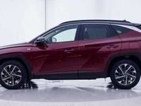 Usado Hyundai Tucson 150 CV (110 kW) 2023 Sunset red/phantom black SUV