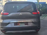 Usado Renault Espace Zen 160 CV (117 kW) 2015 Gris Monovolumen