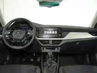 Usado Skoda Kamiq 116 CV (85 kW) 2025 Blanco SUV