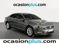 Usado VW Passat Advance 150 CV (110 kW) 2016 Gris Berlina