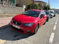 Usado Seat Leon I-Tech 105 CV (77 kW) 2015 Rojo Berlina