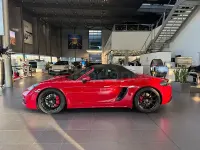 Usado Porsche 718 400 CV (294 kW) 2024 Rojo Descapotable