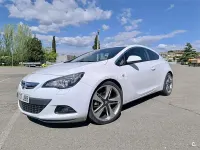 Usado Opel Astra GTC Sportive 200 CV (147 kW) 2014 Blanco Berlina