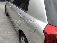 Usado Toyota Corolla Sol 116 CV (85 kW) 2004 Gris / plata Berlina