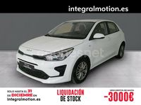 Usado Kia Rio 100 CV (73 kW) 2022 Blanco Berlina