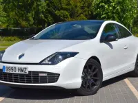 Usado Renault Laguna Coupé LIMITED 150 CV (110 kW) 2012 Blanco Coupe