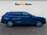 Usado Seat Leon ST Style 116 CV (85 kW) 2025 Azul Familiar