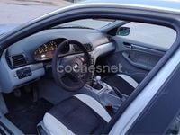 Usado BMW 323 170 CV (125 kW) 1999 Gris / plata Berlina