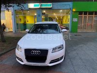 Usado Audi A3 Attraction 105 CV (77 kW) 2012 Blanco Berlina