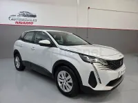 Usado Peugeot 3008 Active 130 CV (95 kW) 2021 Blanco SUV