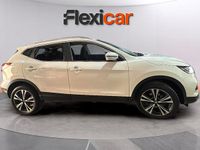 Usado Nissan Qashqai Acenta 140 HP (102 kW) 2021 Branco SUV