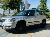 Usado Skoda Yeti Ambition 110 CV (80 kW) 2017 Gris / plata SUV