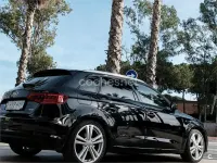 Usado Audi A3 Ambition 122 CV (89 kW) 2013 Negro Berlina