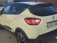 Usado Renault Captur Zen 90 CV (66 kW) 2015 Beige SUV