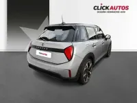 Usado Mini Cooper Classic 114 kW (156 CV) 2025 Plateado Utilitario