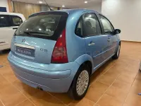 Usado Citroën C3 70 CV (51 kW) 2003 Azul Berlina