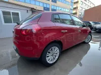 Usado Fiat Bravo Easy 105 CV (77 kW) 2013 Rojo Utilitario