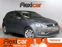 Usado VW Polo Advance 90 CV (66 kW) 2016 Gris / plata Berlina