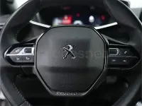 Usado Peugeot 2008 Allure 100 CV (73 kW) 2023 Gris / plata SUV