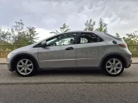 Usado Honda Civic Executive 140 CV (102 kW) 2009 Gris / plata Berlina