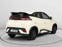Usado BYD Dolphin Active 64 kW (88 CV) 2025 Blanco Utilitario