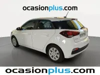 Usado Hyundai i20 75 CV (55 kW) 2019 Blanco Utilitario