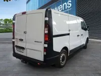 Usado Renault Trafic 120 CV (88 kW) 2022 Blanco Monovolumen