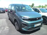 Usado Peugeot Rifter Allure 100 CV (73 kW) 2025 Azul Monovolumen