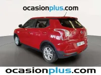 Usado SsangYong Tivoli 116 CV (85 kW) 2016 Rojo SUV