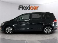 Usado VW Touran Business 116 CV (85 kW) 2019 Negro Monovolumen