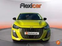 Usado Peugeot 208 Allure 101 CV (74 kW) 2025 Amarillo Utilitario