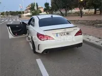 Usado Mercedes CLA220 Urban 170 CV (125 kW) 2013 Blanco Coupe